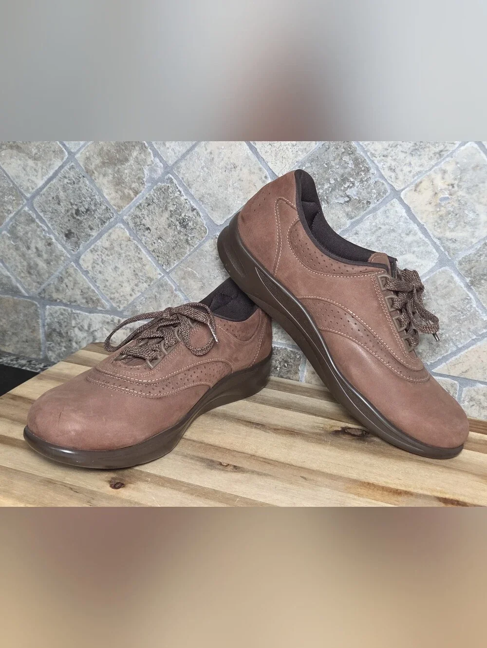 SAS Walk Easy Chocolate Brown Nubuck Leather Lace-Up Walking Shoes 10 N